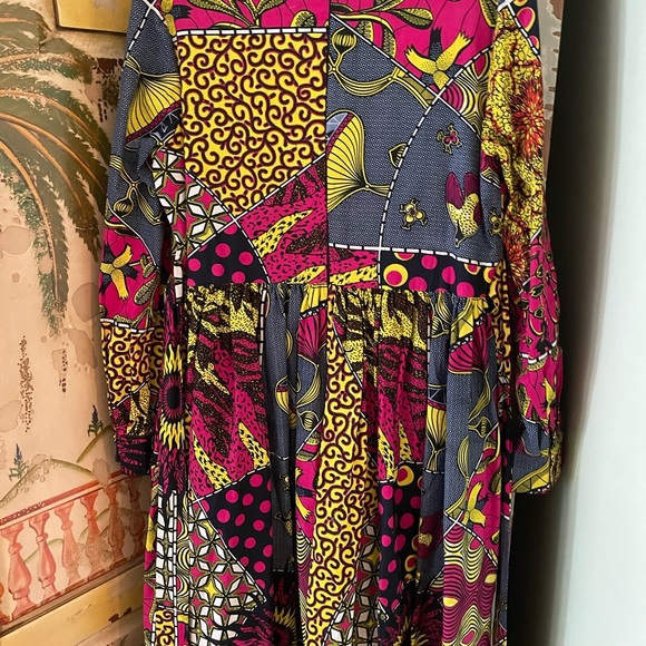 Dress/African - Picture 10 of 16